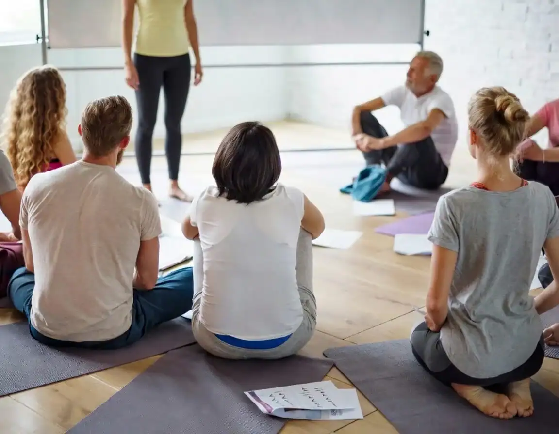 Atelier collectif en groupe — un espace partagé pour respirer ensemble